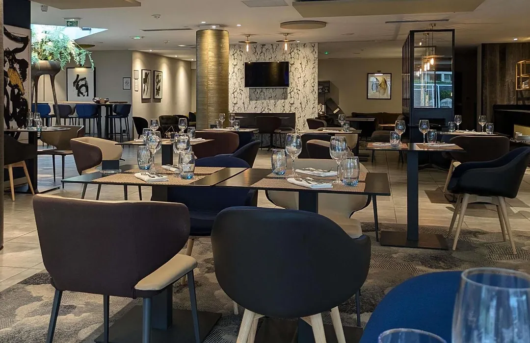 Mercure Pau Palais des Sports-1