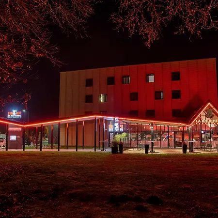 Kyriad Prestige Pau – Palais des Sports-3