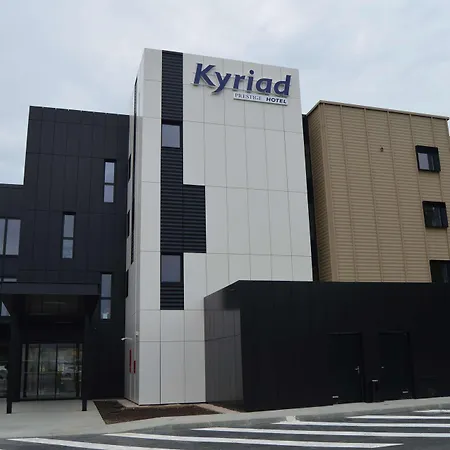 Kyriad Prestige Pau – Palais des Sports-2